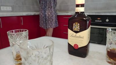 Ang pakikipagtalik sa lasing na asawa ng kaibigan. Sana hindi ko siya mabuntis.