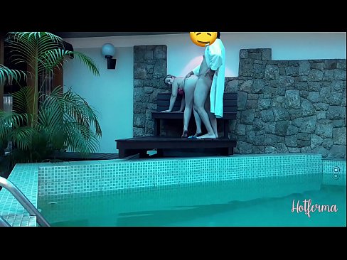 ❤️ Inaanyayahan ni Boss ang kasambahay sa pool, ngunit hindi napigilan ang init ️❌ Porn video sa porn tl.sexera.ru ❌